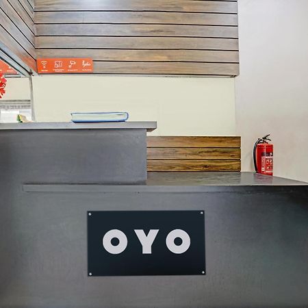 Oyo 18581 ホテル ブルー イン レジデンス ムンバイ エクステリア 写真
